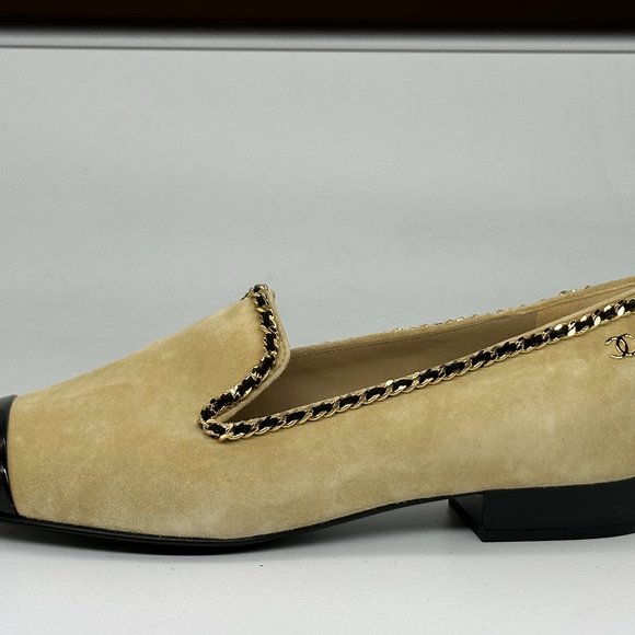 CHANEL 21A Suede Patent Cap Toe Chain Trim CC Loafers Flat Shoes - Picture 2 of 16
